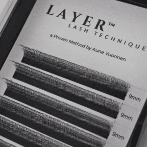 LAYER™ Double Layer valmisviuhkat